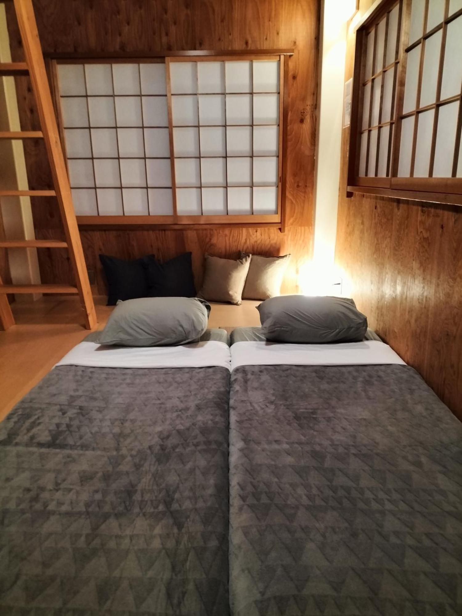 Vacation"Ninja"House Secretbase Near Asakusa Tokyo Exterior photo