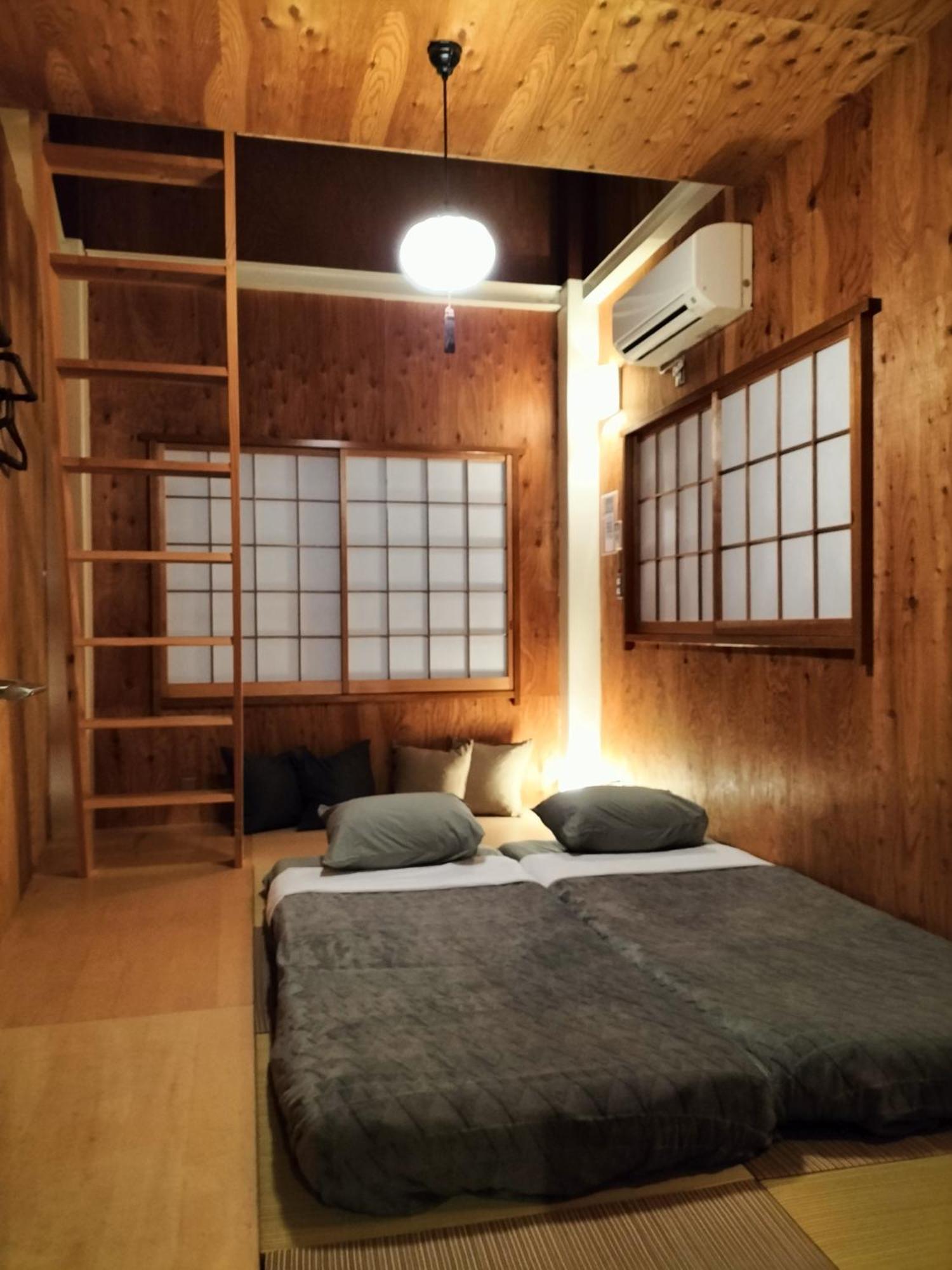 Vacation"Ninja"House Secretbase Near Asakusa Tokyo Exterior photo